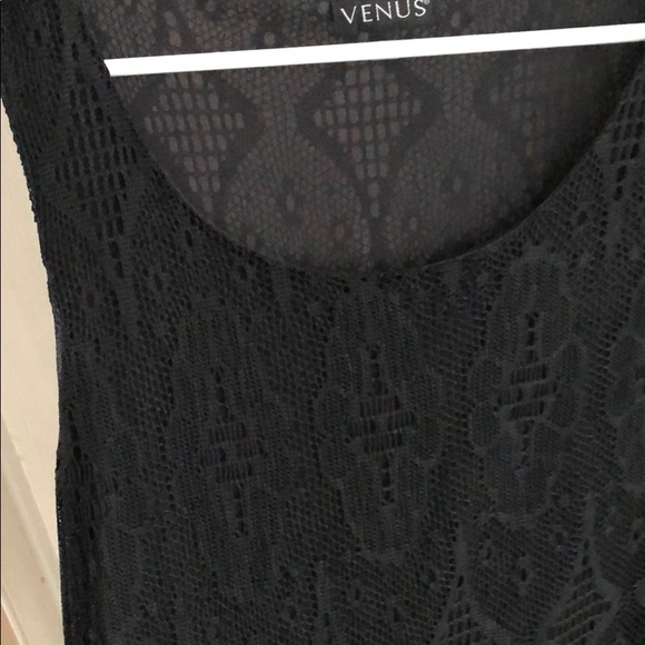 Black dress - Picture 3 of 5